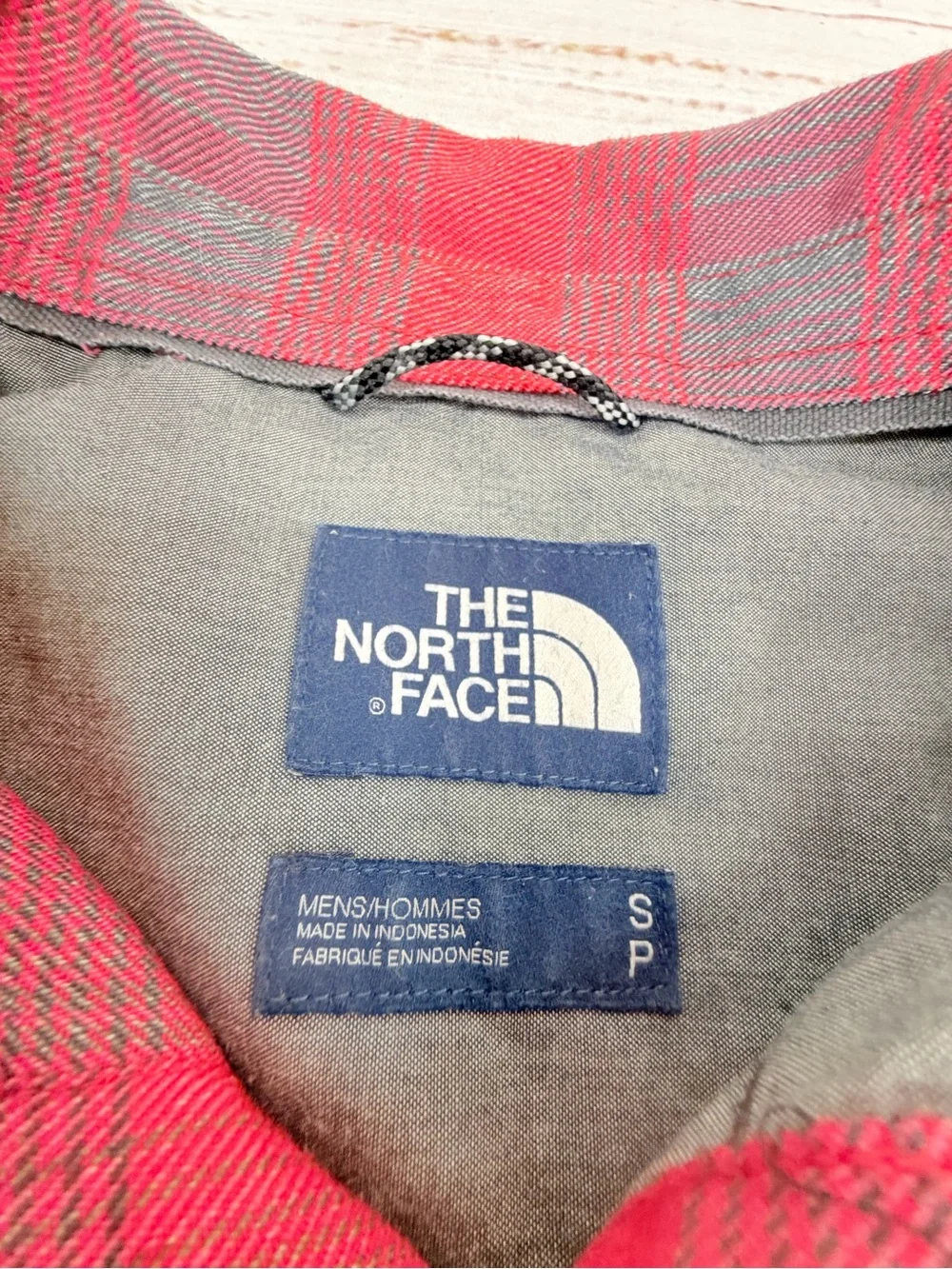North Face Men’s Small Red Plaid Lightweight Flannel Long Sleeve Shirt